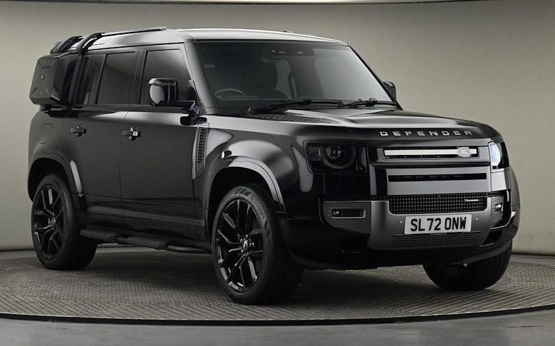 Used 2025 Land Rover Defender SE Dynamic SUV | £58,850 (Good price) - Image 1/4