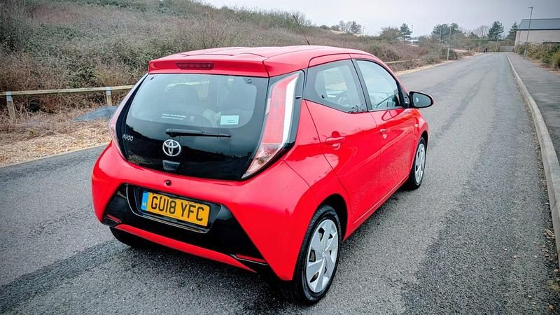 Used Toyota Aygo X-play 2018 Red Hatchback
