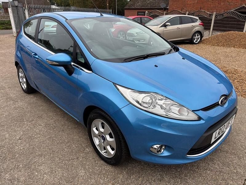 Blue Used 2012 Ford Fiesta Zetec Hatchback | £4,495 (Fair price) - Image 1/4