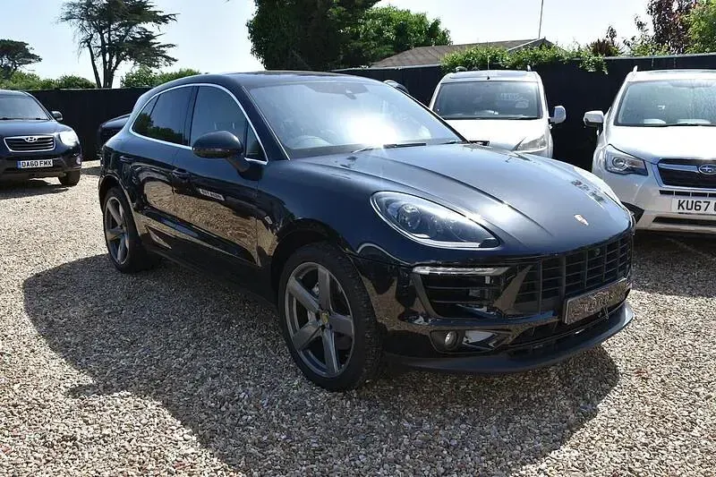 Used Porsche Macan S Diesel 2017 Black SUV