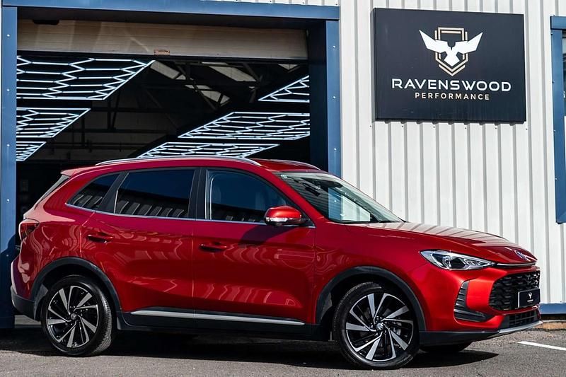 Used MG ZS Trophy 196 HP (144 kW) 2025 Red SUV