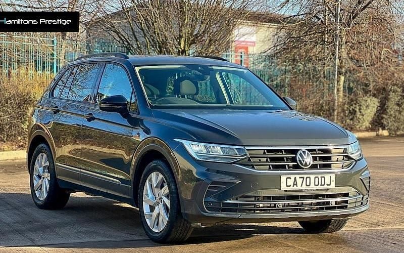Used 2023 VW Tiguan Life SUV | £15,995 (Super price) - Image 1/4