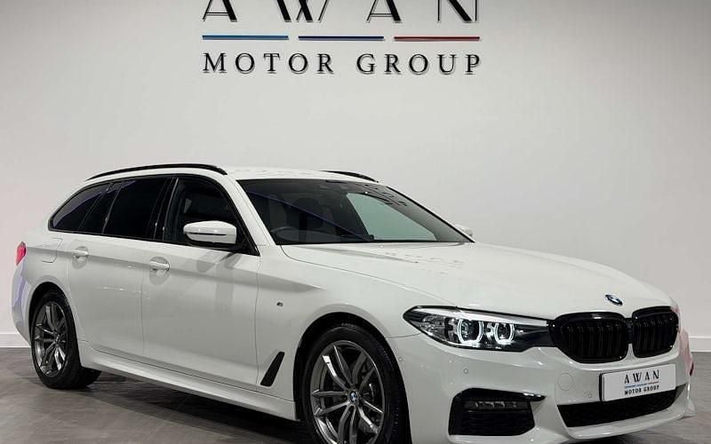 Used 2020 BMW 520 M Sport Estate | £22,995 (Fair price) - Image 1/4