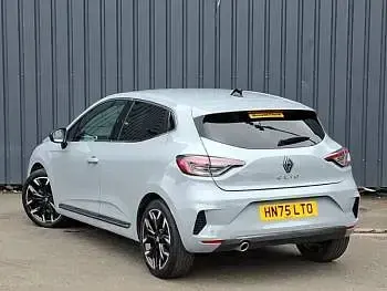 Used Renault Clio Techno 90 HP (66 kW) 2025 Grey Hatchback