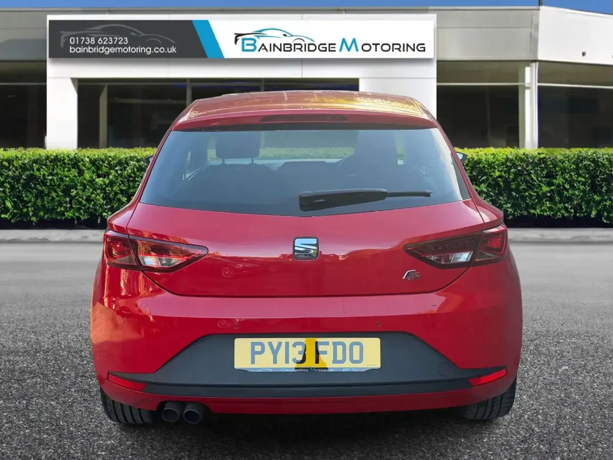 Used Seat Leon FR 180 HP (132 kW) 2013 Red Hatchback
