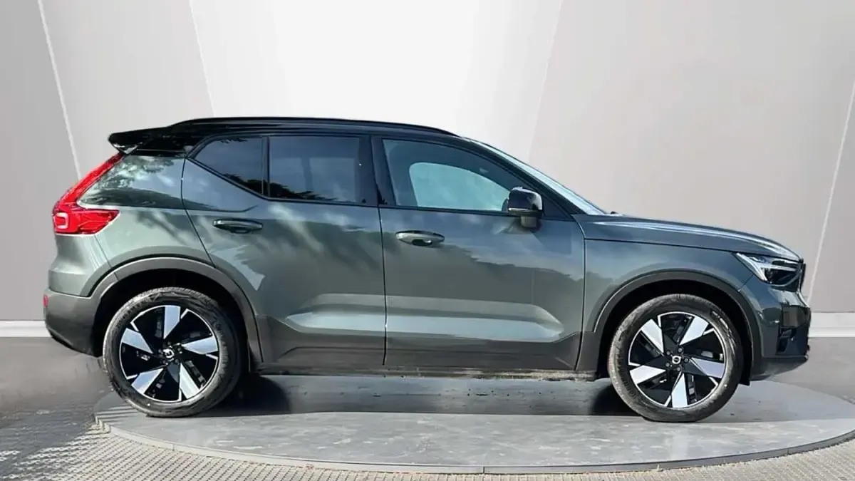 New Volvo EX40 Plus 295 kW (402 HP) 2026 SUV