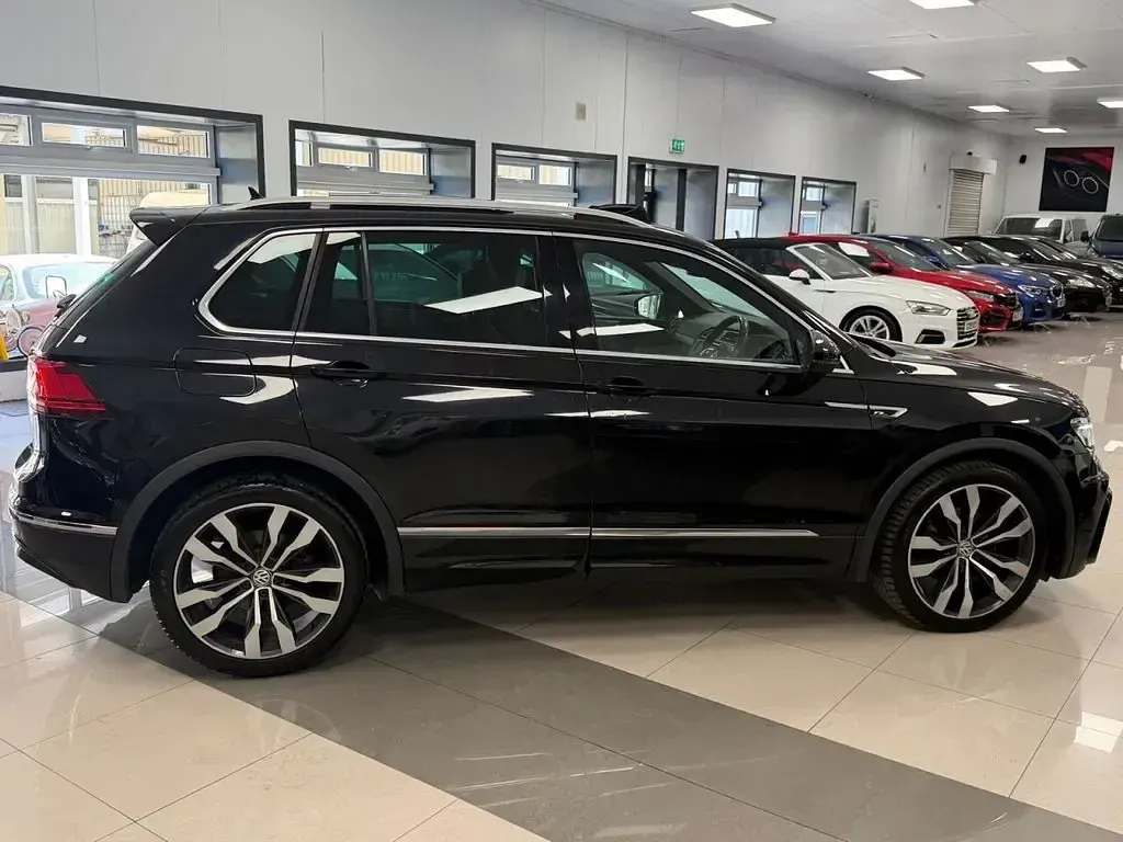 Used VW Tiguan R-line 150 HP (110 kW) 2019 Black SUV