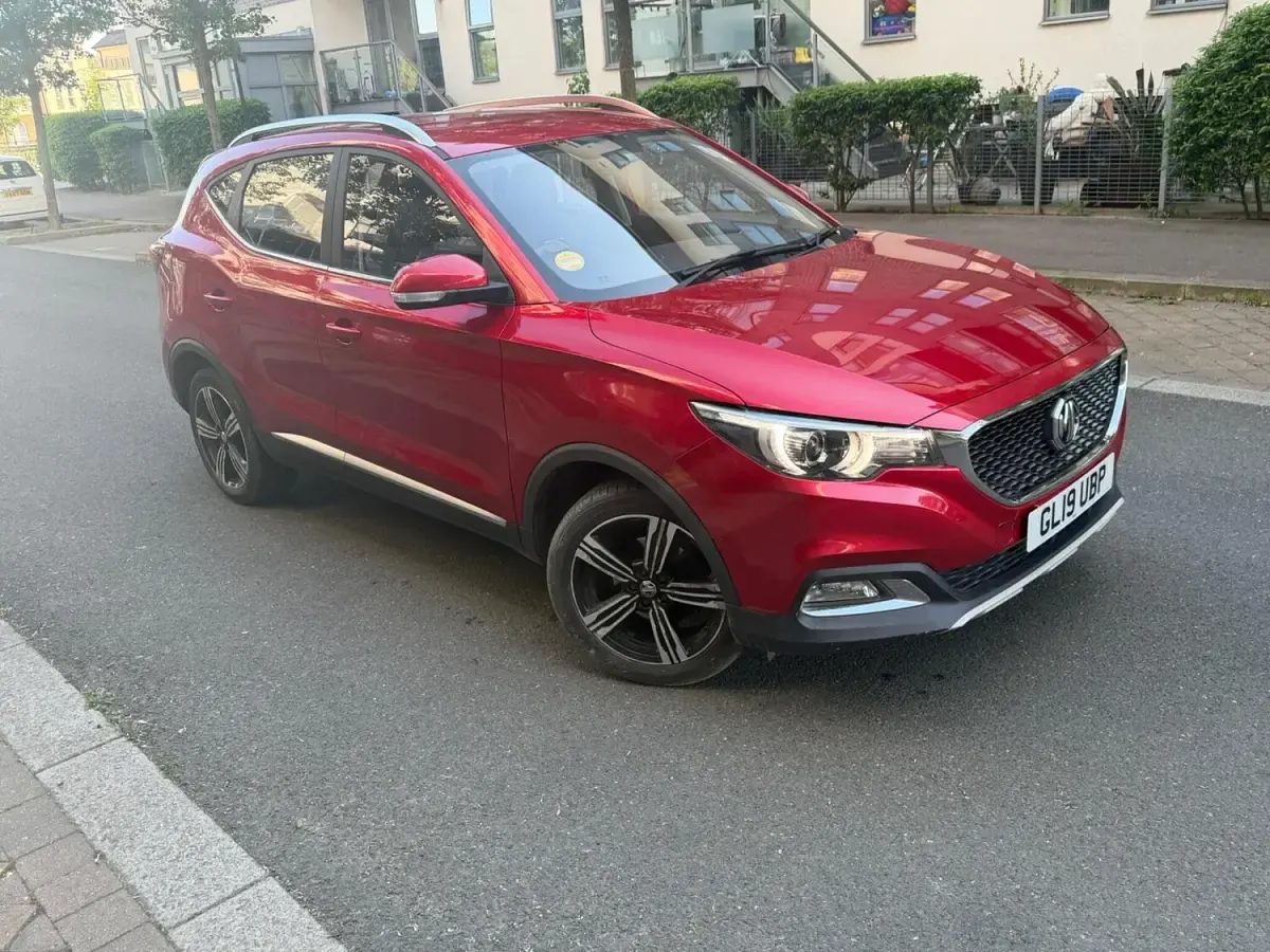 Used MG ZS Exclusive 111 HP (81 kW) 2019 Red SUV