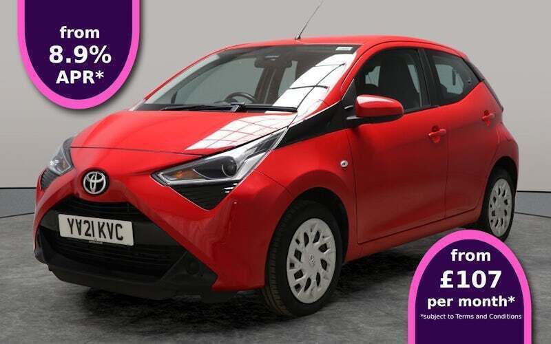 Red Used 2021 Toyota Aygo X-play Hatchback | £9,429 (Good price) - Image 1/3