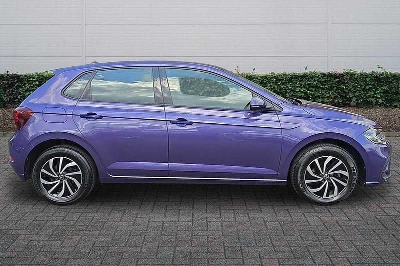 Used VW Polo Life 95 HP (69 kW) 2022 Mauve/purple Hatchback