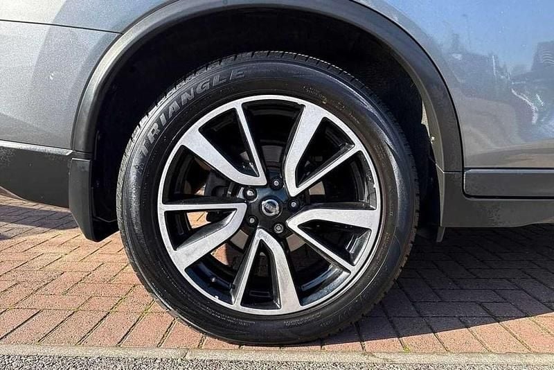 Used Nissan X-Trail Tekna 163 HP (119 kW) 2017 Grey SUV