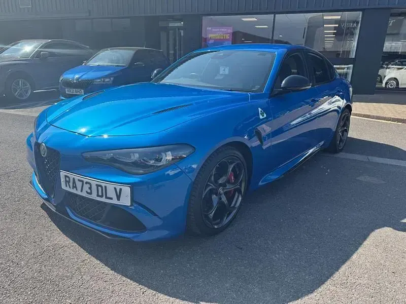 Used Alfa Romeo Giulia Quadrifoglio 520 HP (382 kW) 2023 Blue Sedan