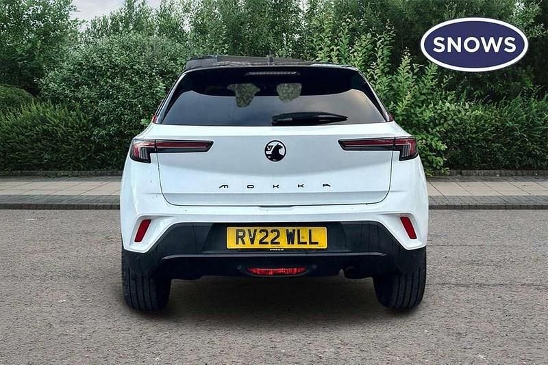 Used Vauxhall Mokka SRi 101 HP (74 kW) 2022 White SUV