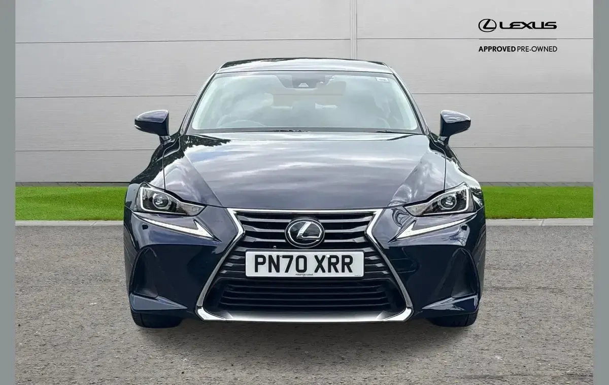Used Lexus IS300h 220 HP (161 kW) 2020 Blue Sedan