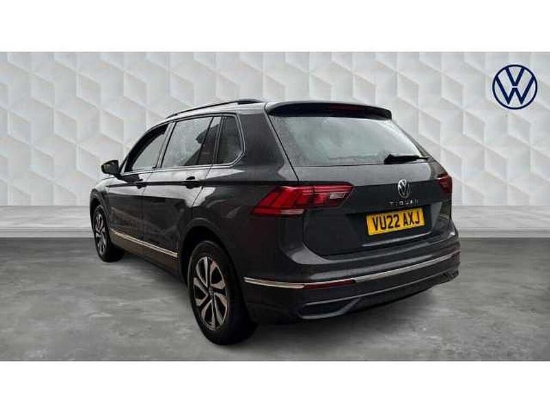 Used VW Tiguan Active 150 HP (110 kW) 2022 Grey SUV
