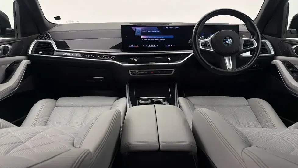 Usado BMW X5 M Sport 482 HP (354 kW) 2023 Cinzento SUV
