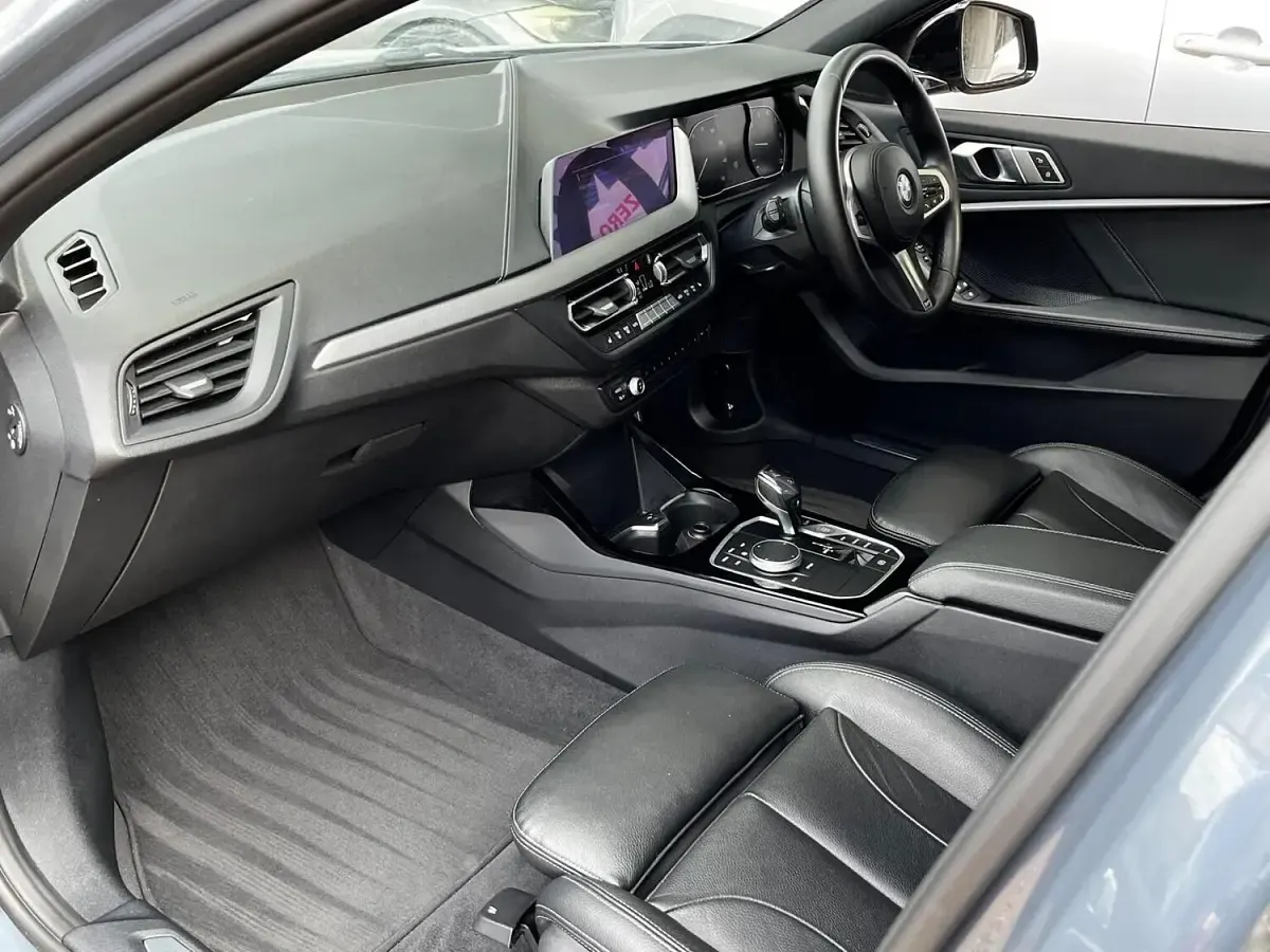 Used BMW 118 M Sport 140 HP (102 kW) 2020 Grey Hatchback