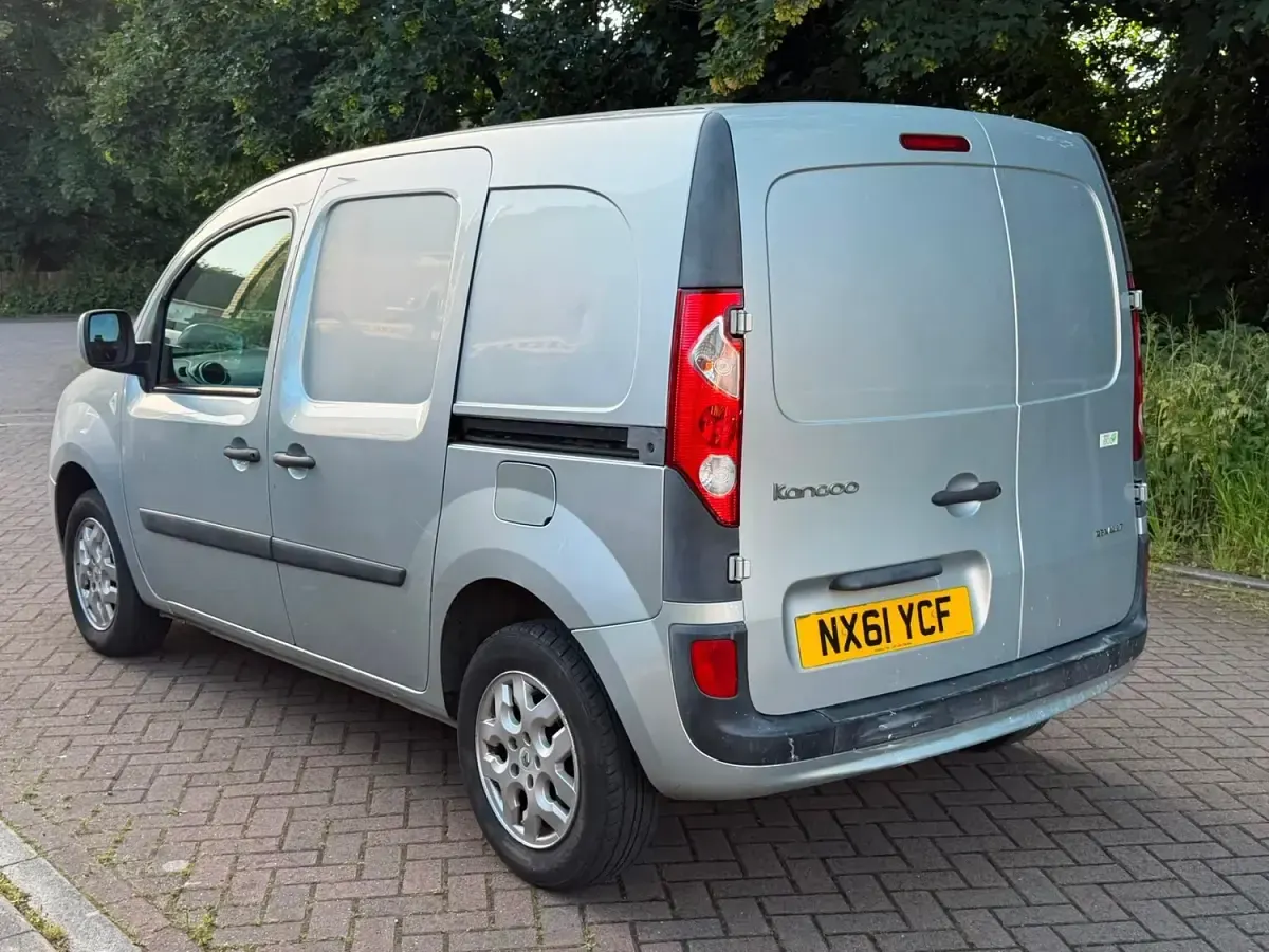 Used Renault Kangoo 2011 Grey MPV