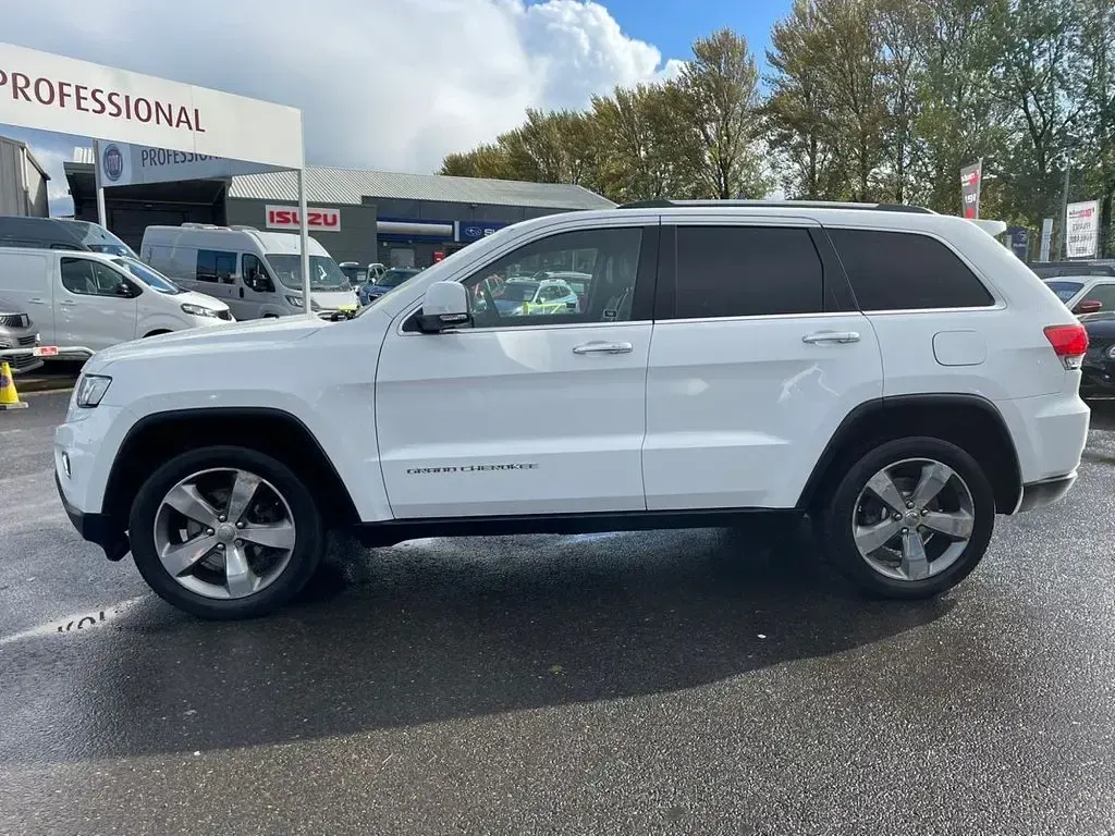 Usado Jeep Grand Cherokee Limited 247 HP (181 kW) 2015 Branco SUV