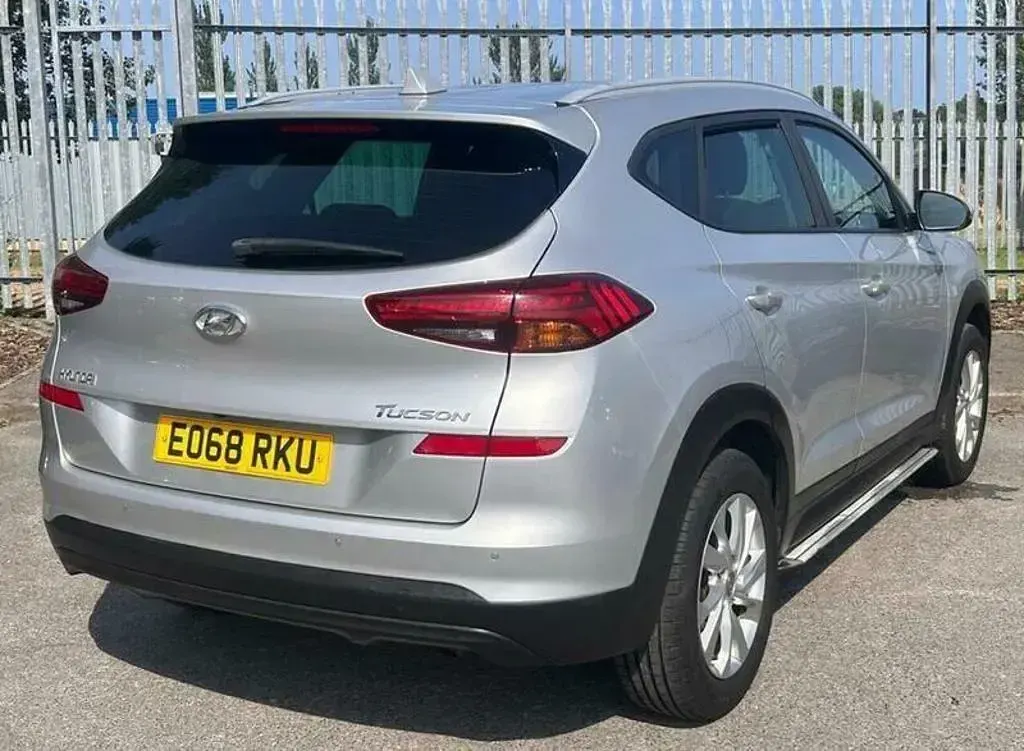 Used Hyundai Tucson SE 136 HP (100 kW) 2018 Silver SUV