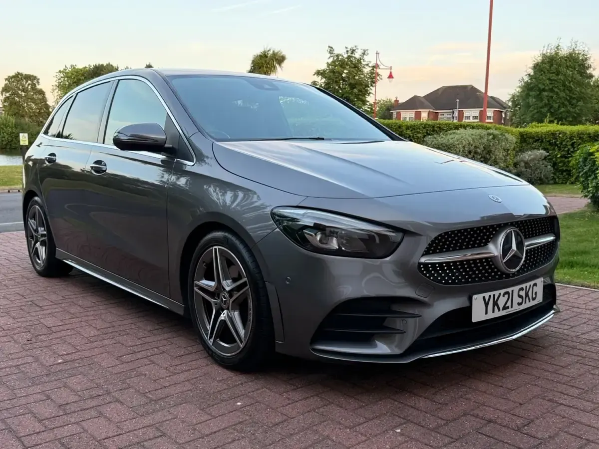 Used Mercedes B200 Executive 163 HP (119 kW) 2021 Grey Hatchback