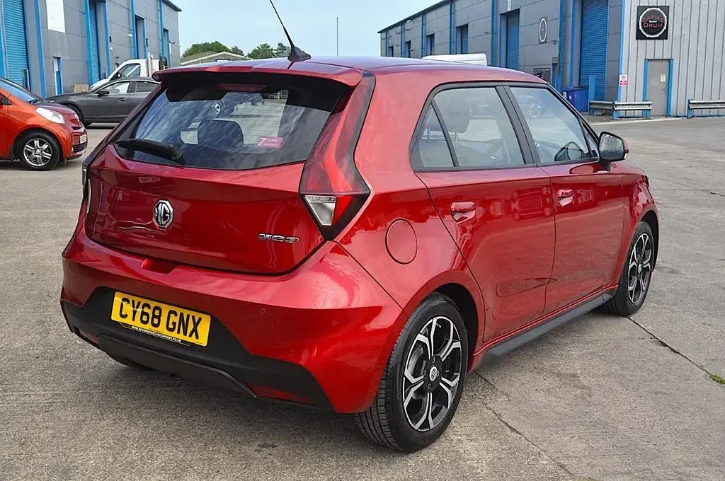 Used MG MG3 Excite 106 HP (77 kW) 2019 Red Hatchback