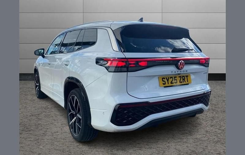 Used VW Tayron R-line 148 HP (108 kW) 2025 White SUV