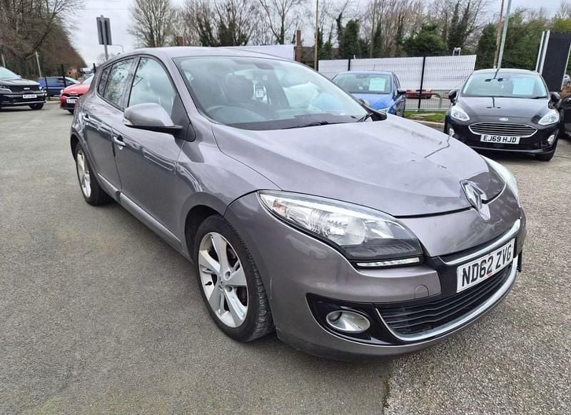 Used Renault Mégane III Dynamique 2013 Grey Hatchback