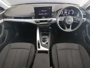 Used Audi A4 Comfort 150 HP (110 kW) 2023 Blue Sedan