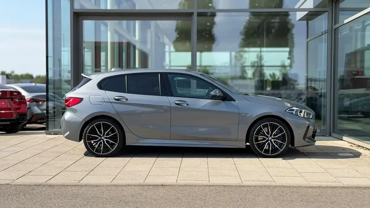 Used BMW 118 M Sport 134 HP (98 kW) 2023 Grey Hatchback