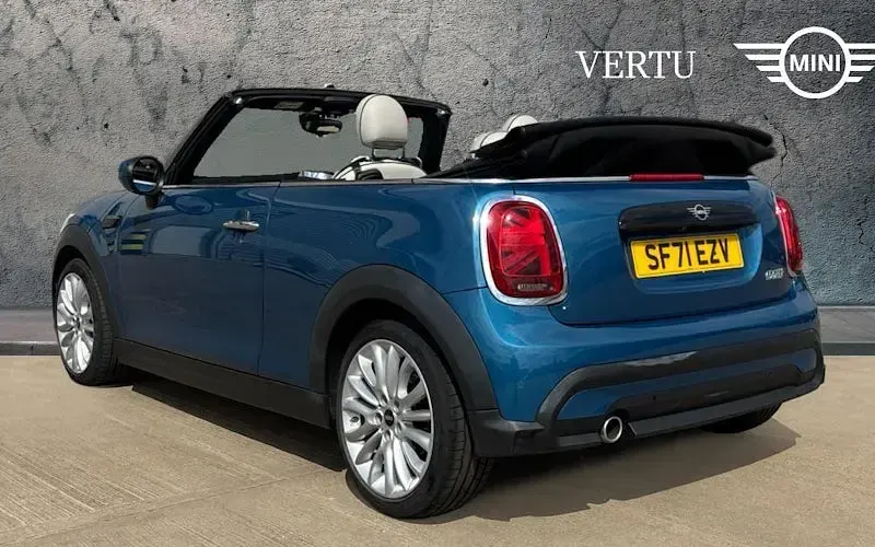 Used Mini Cooper Cabriolet Exclusive 136 HP (100 kW) 2021 Blue Cabriolet