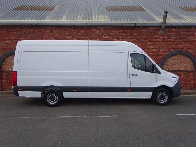 Used Mercedes Sprinter Progressive 2023 White Van
