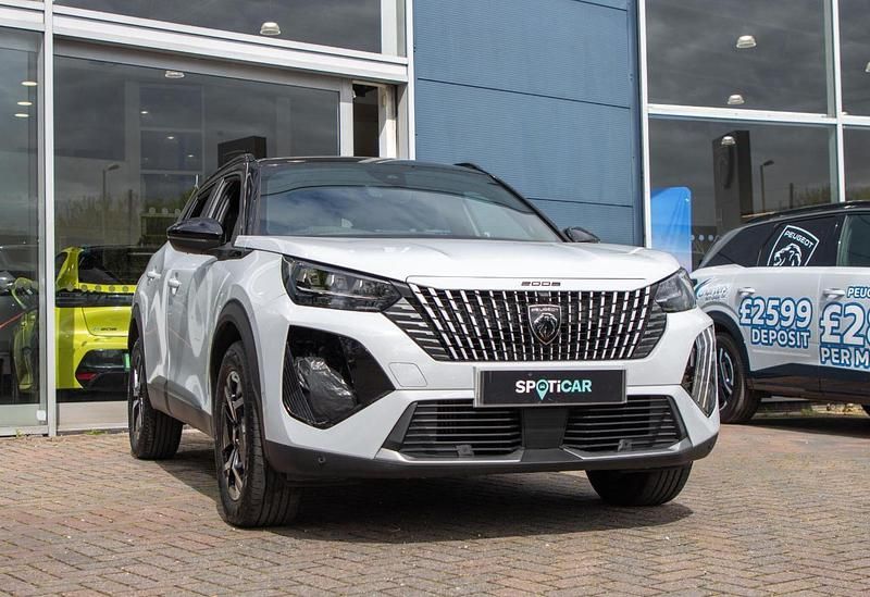 Used Peugeot 2008 GT 129 HP (94 kW) 2023 White SUV