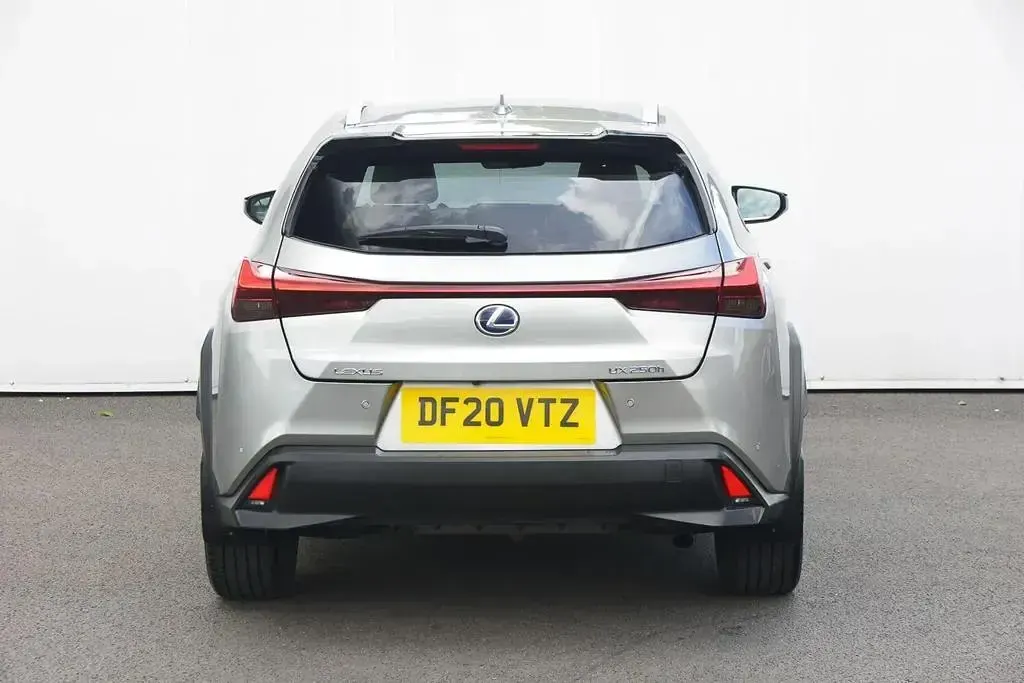 Used Lexus UX 250h 2020 Silver SUV