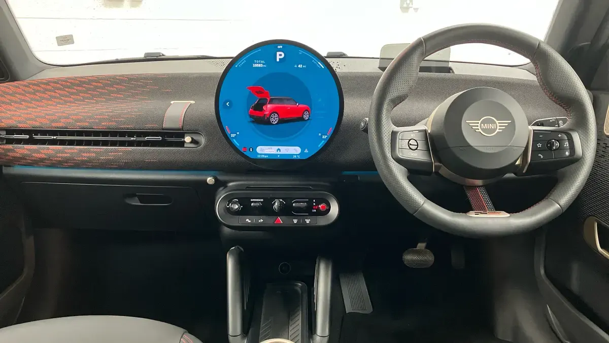 Used Mini Cooper Sport 160 kW (218 HP) 2024 Red Hatchback