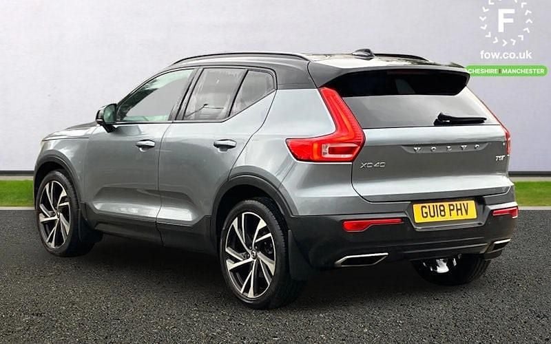 Used Volvo XC40 247 HP (181 kW) 2018 Grey SUV