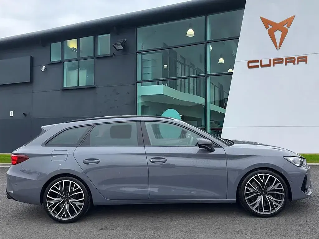 Used Cupra Leon VZ2 333 HP (244 kW) 2026 Grey Estate