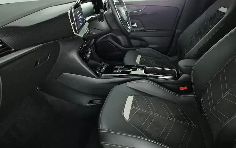 Used Vauxhall Mokka Ultimate 100 kW (136 HP) 2025 SUV