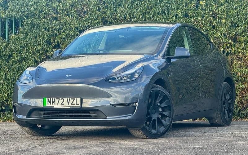 Used Tesla Model Y Long Range AWD 286 kW (389 HP) 2025 SUV