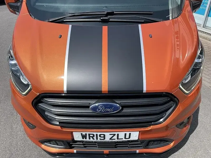 Used Ford Transit Custom Sport 170 HP (125 kW) 2019 Orange Van