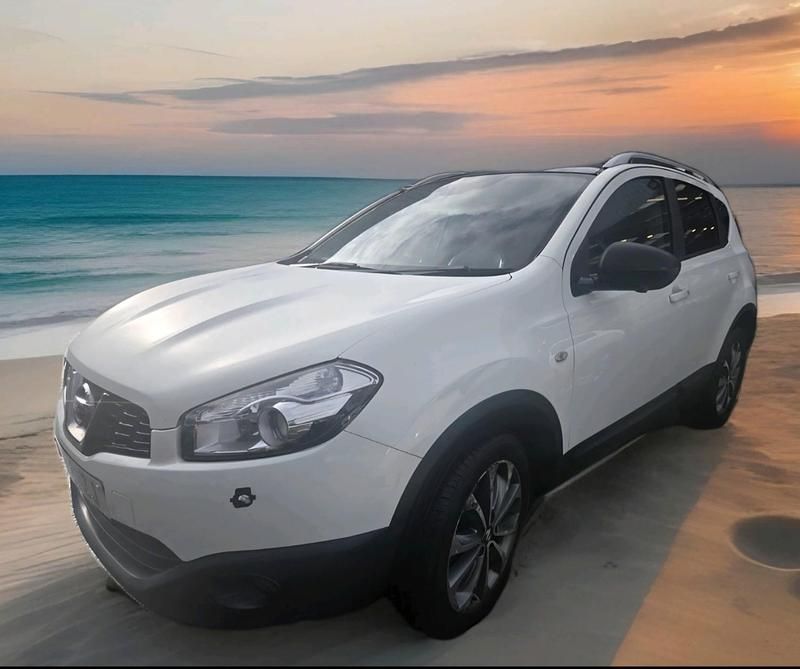 Used Nissan Qashqai Tekna 130 HP (95 kW) 2012 White SUV