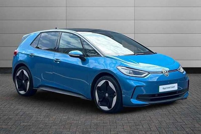 Costa azul with black roof Used 2025 VW ID.3 Pro Hatchback | £27,490 - Image 1/4