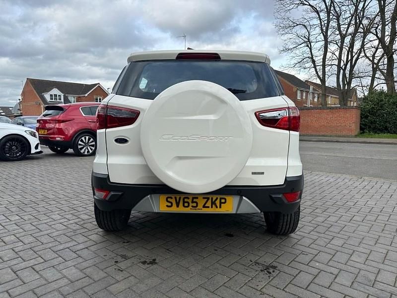 Used Ford Ecosport Titanium 125 HP (91 kW) 2015 White SUV