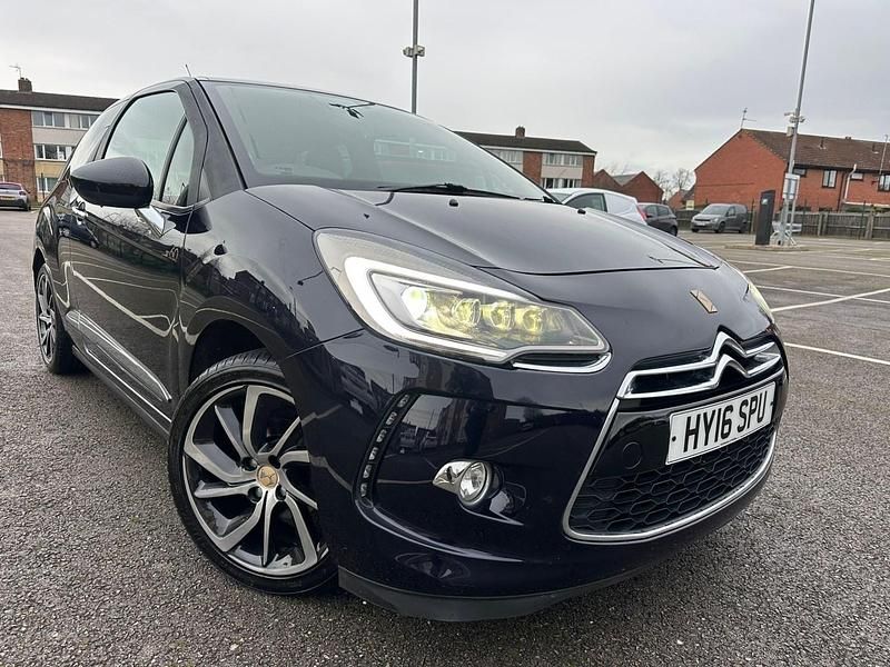 Used DS Automobiles DS3 110 HP (80 kW) 2016 Blue Hatchback