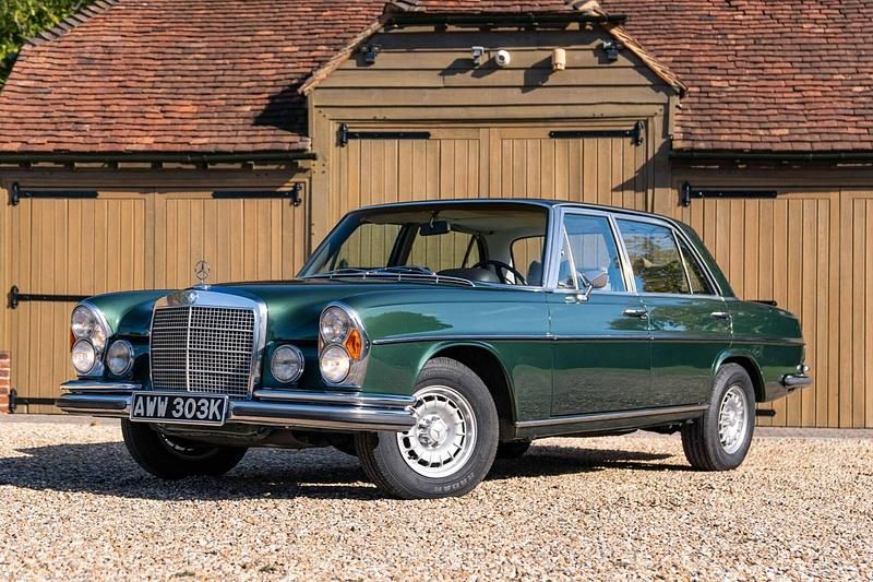 Green Used 2021 Mercedes 300 Sedan | £22,000 - Image 1/1
