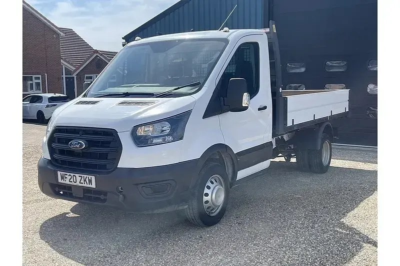 Begagnad Ford Transit 130 HK (95 kW) 2020 Vit Cab