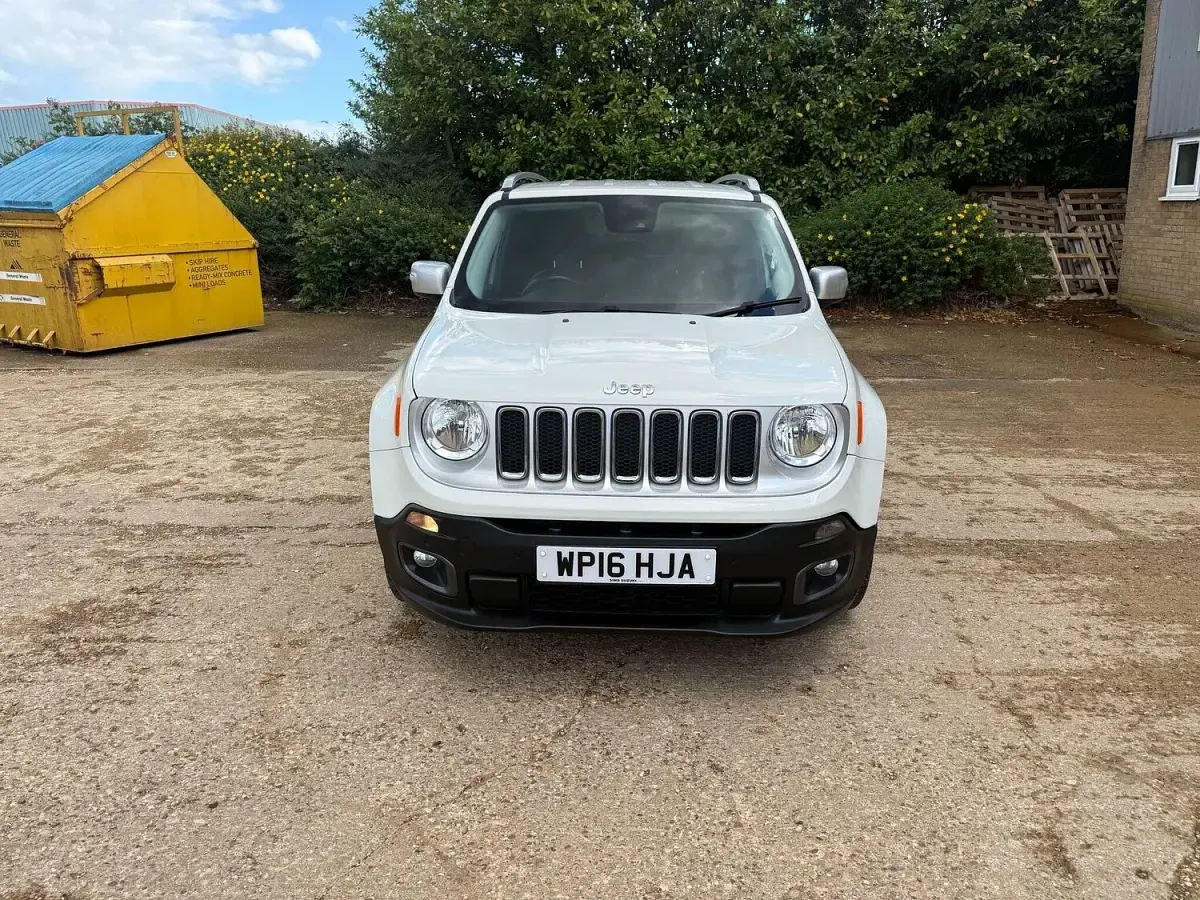 Used Jeep Renegade Limited 120 HP (88 kW) 2016 White SUV