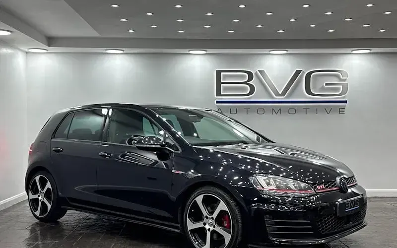 Used VW Golf VII GTI 220 HP (161 kW) 2014 Hatchback
