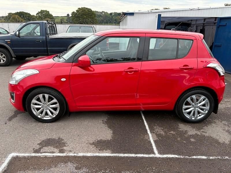 Used Suzuki Swift SZ3 94 HP (69 kW) 2013 Red Hatchback