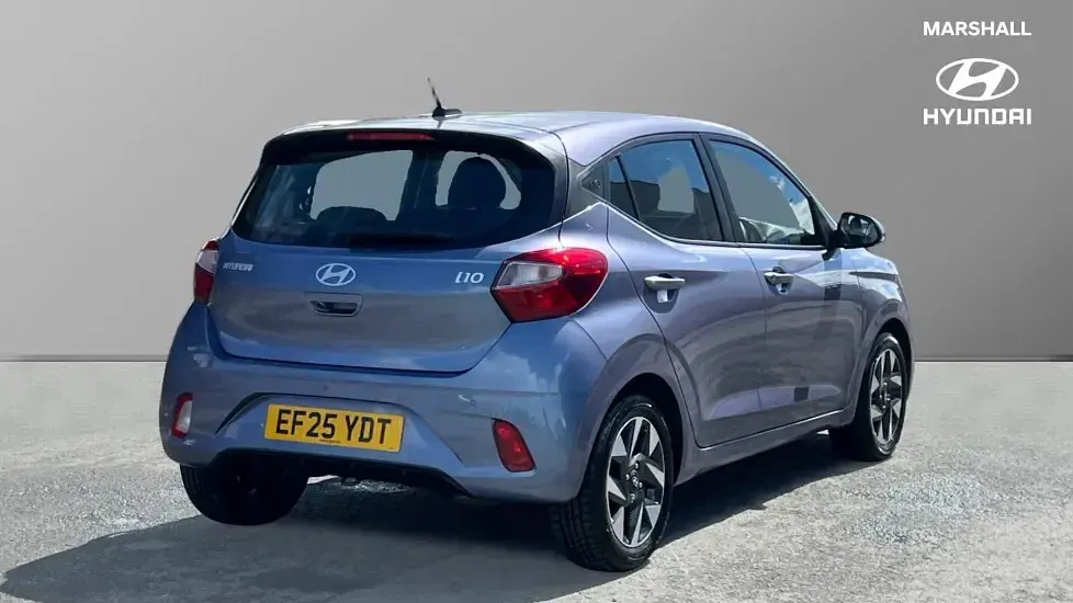 Usado Hyundai i10 Advanced 63 HP (46 kW) 2025 Azul Citadino